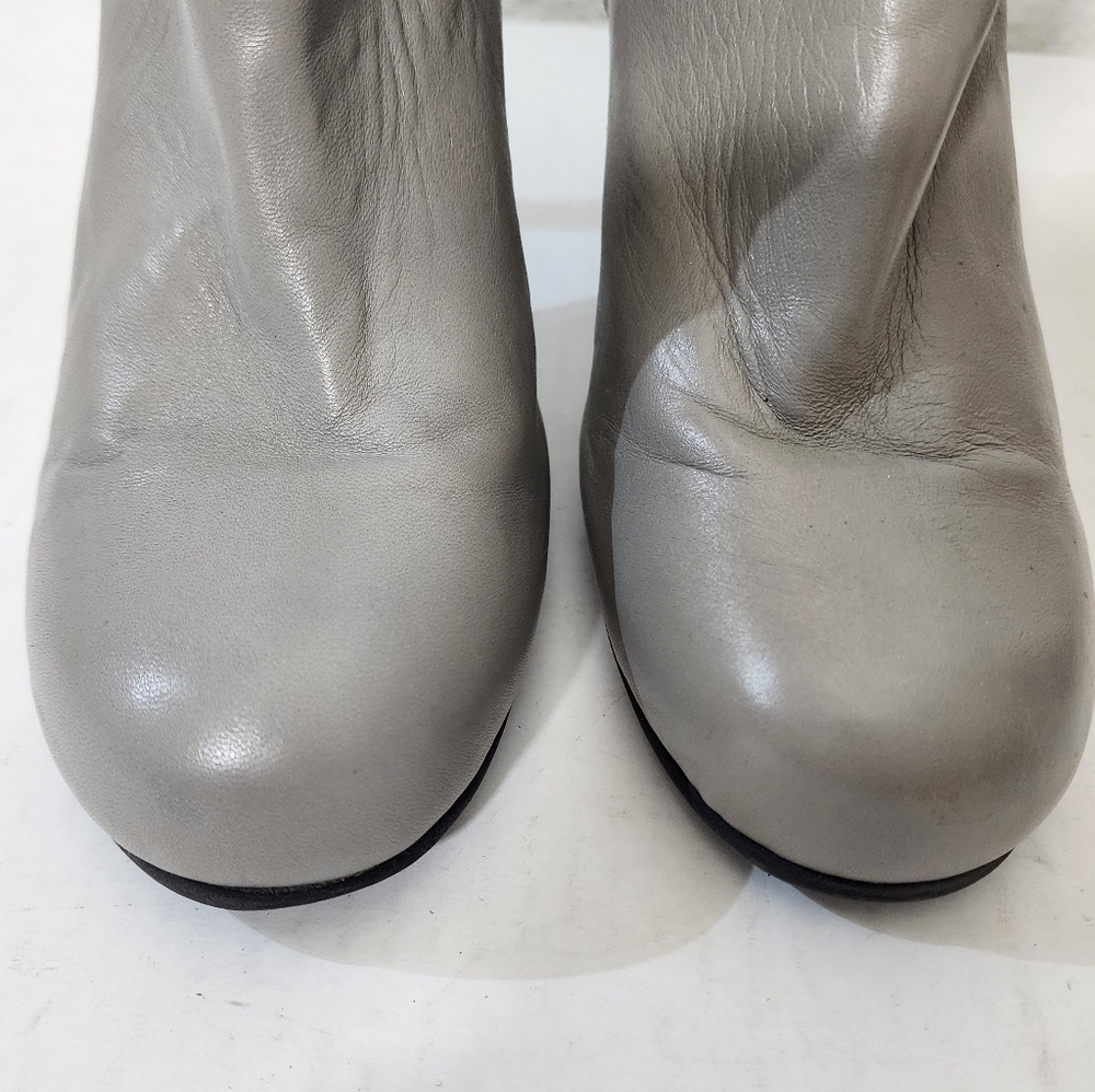 John Fluevog Leather Ankle Boots Gray High Heel Zip Made in Portugal Size 10 - Picture 5 of 9